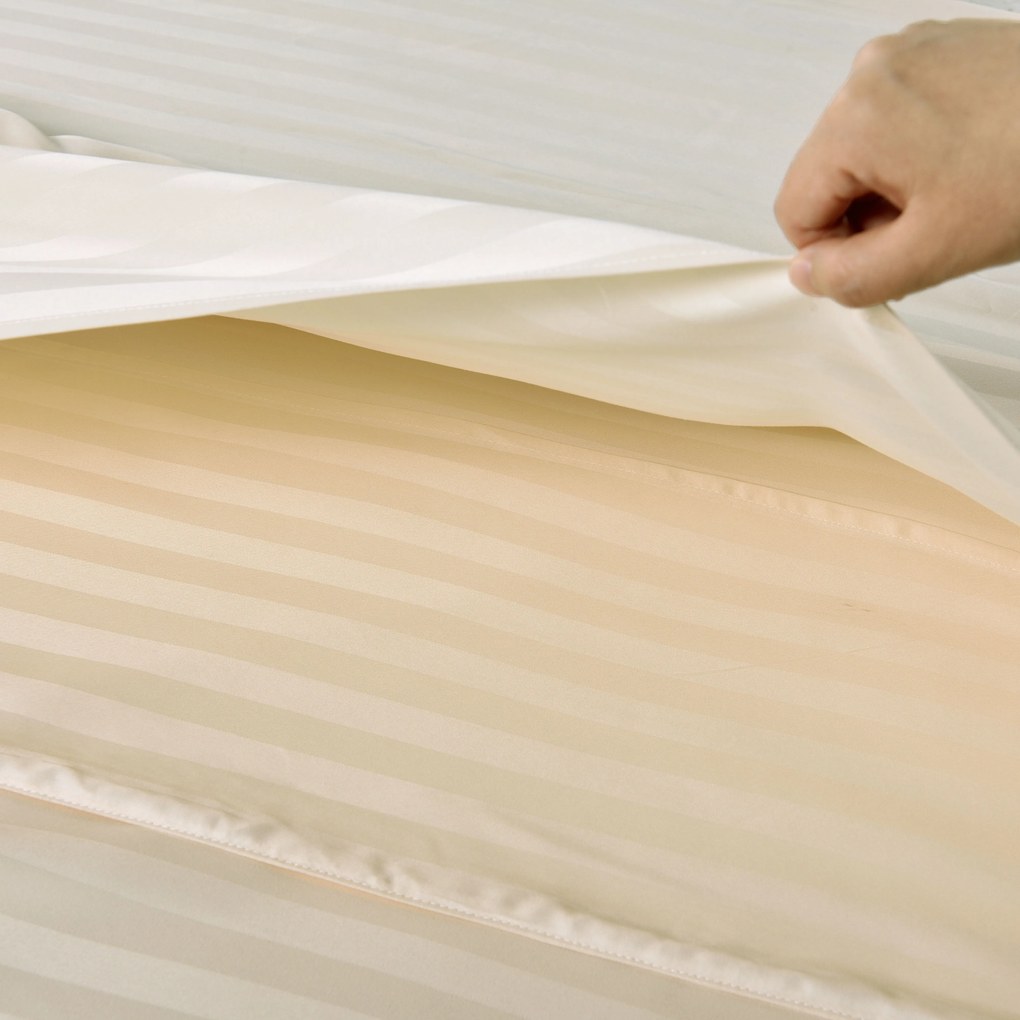 JASMINE mikroszálas ágyneműhuzat, pezsgőszínű – 2 cm-es csíkos, szállodai zsebes Ágyneműhuzat mérete: 70 x 90 cm | 140 x 200 cm