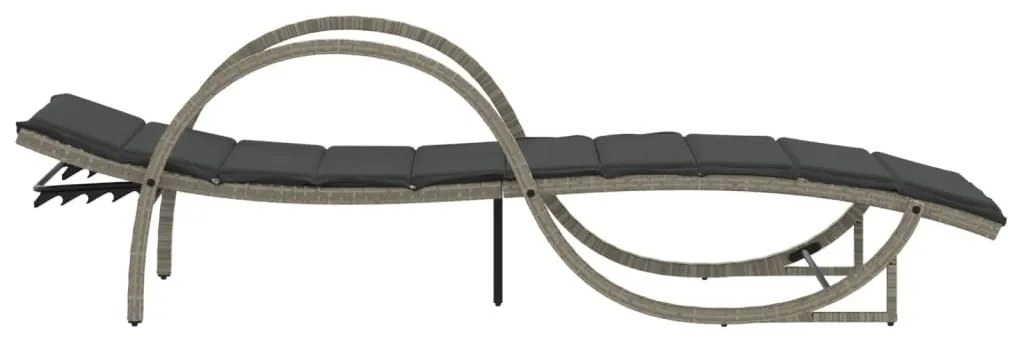 2 db világosszürke polyrattan napozóágy párnával