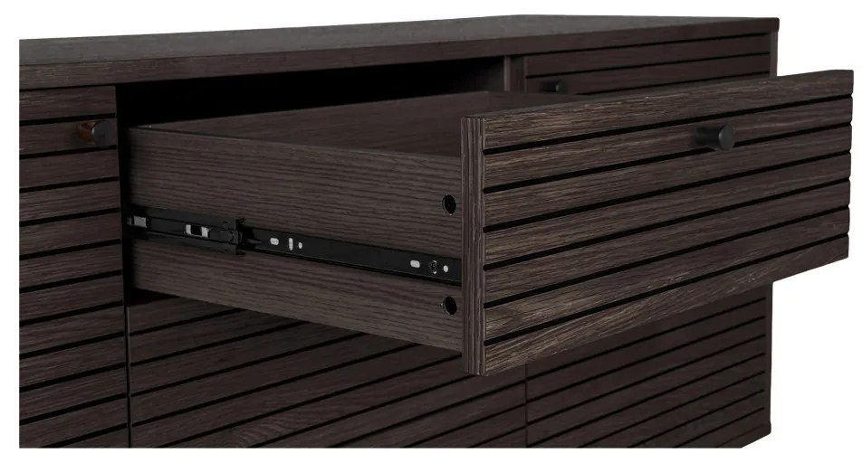 Kyoto komód 3 fiókkal, 2 ajtóval, tölgyfa furnér, füstölt, fekete fém lábakkal, 150x40x74 cm