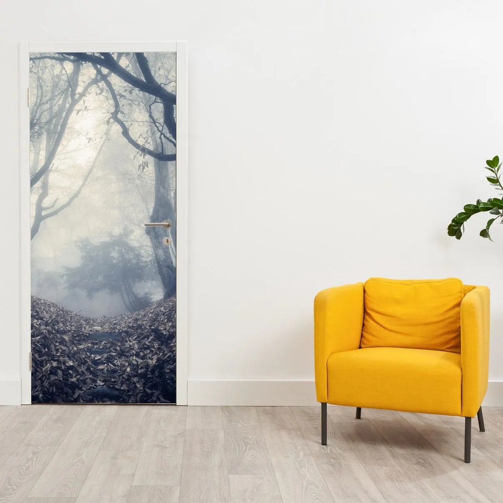 Fotótapéta ajtóra - Erdő a ködben (95x205cm)