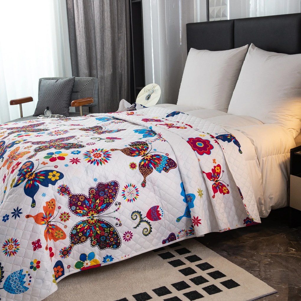 Ágytakaró SZÍNES LEPKE fehér Méret: 170 x 210 cm