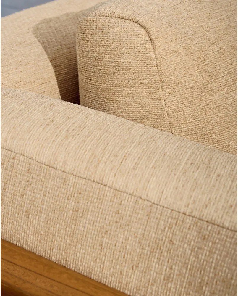 Bézs-natúr színű tömörfa kerti fotel Turqueta – Kave Home