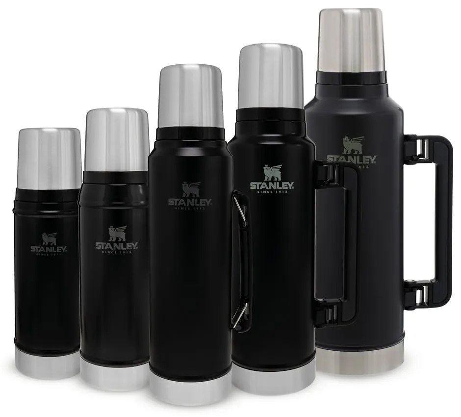Fekete rozsdamentes acél termosz 750 ml Legendary Classic Black – Stanley