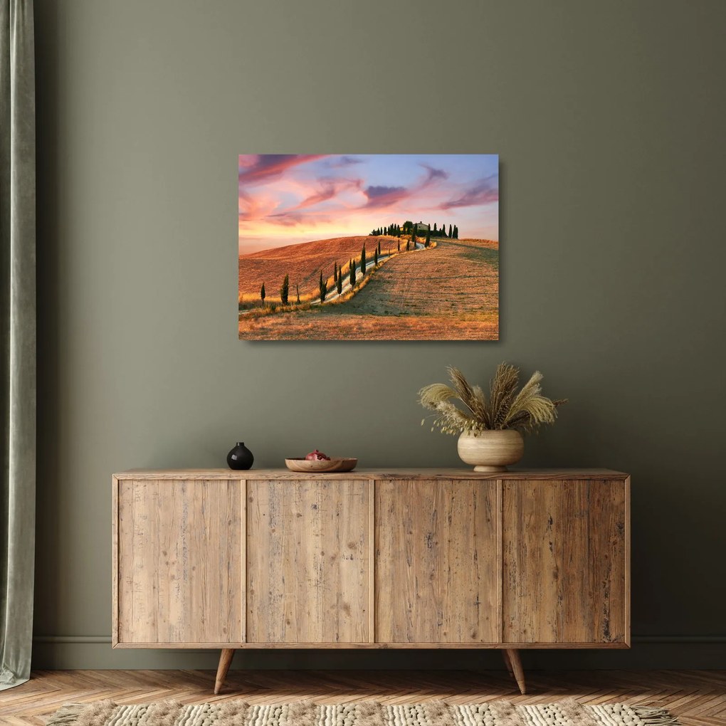 Kép - Ház a dombon, Toszkána, Olaszország (üvegen) (70x50 cm)