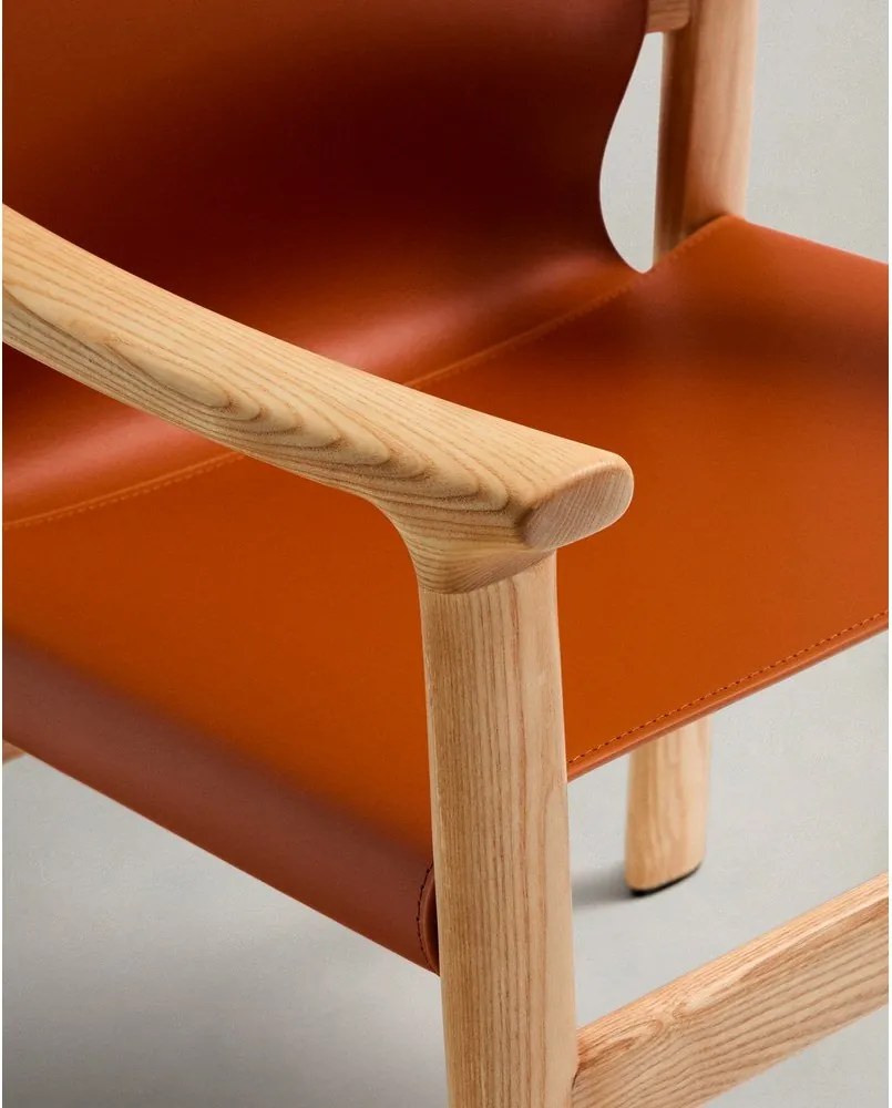 Konyakbarna kőrisfa karfás étkezőszék Jan – Kave Home