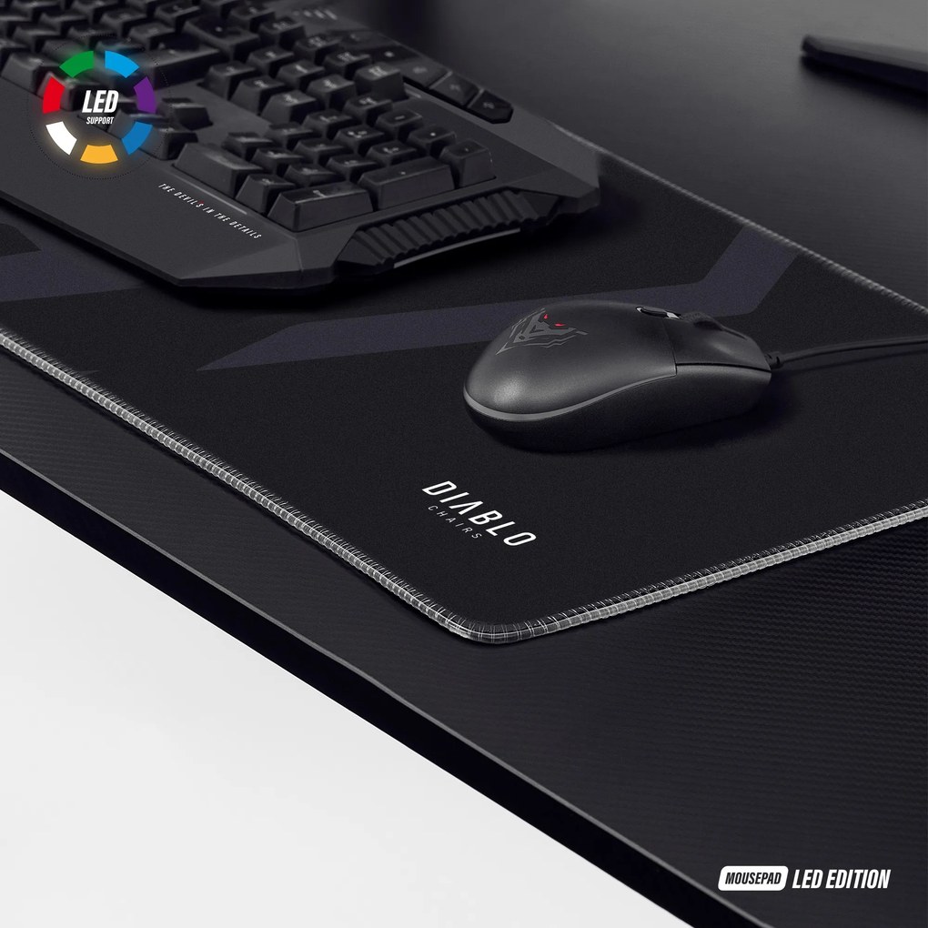 Gamer egérpad LED