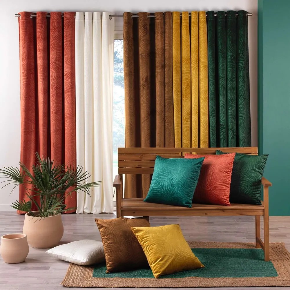 Sárga bársony függöny 140x240 cm Analia – douceur d'intérieur