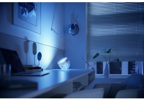 Philips Hue IRIS LED RGB asztali lámpa, állítható, 8,2W, 230V, ezüst