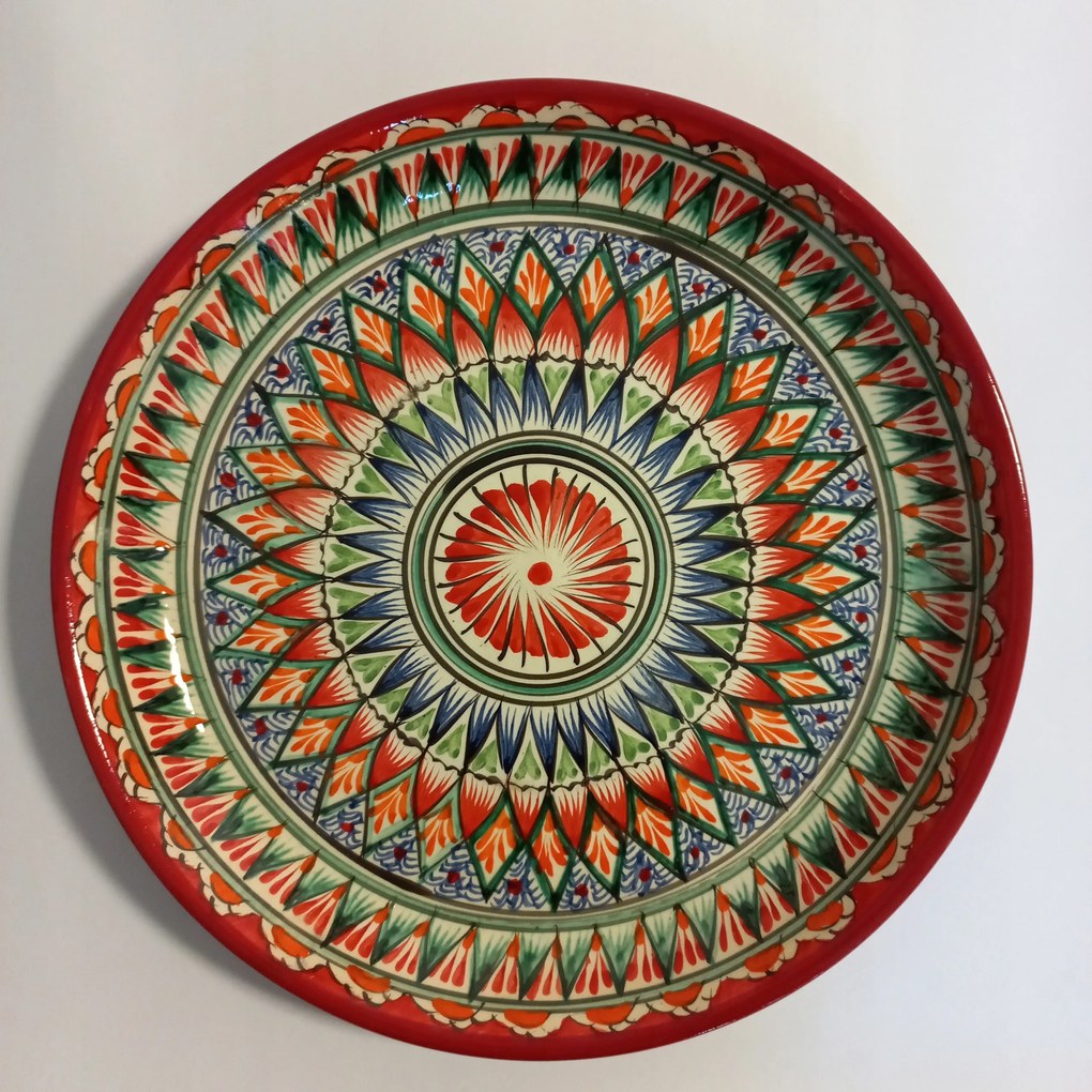 Nagy Üzbég Tányér Piros Moha 38cm