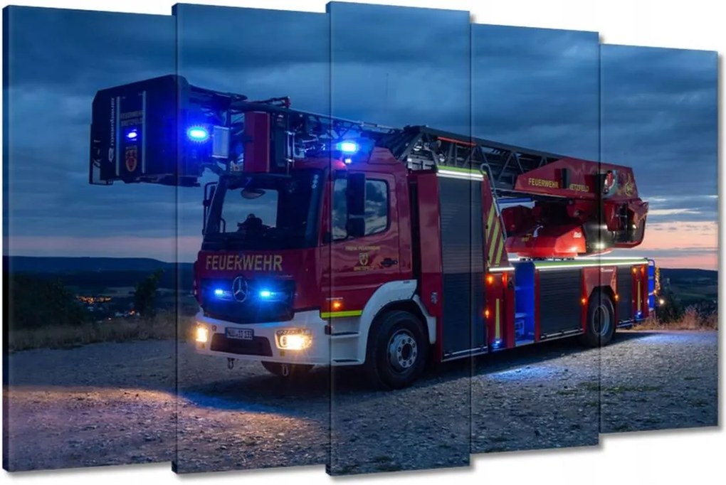 Képek 150x95 Tűzoltóautó a jelzésen