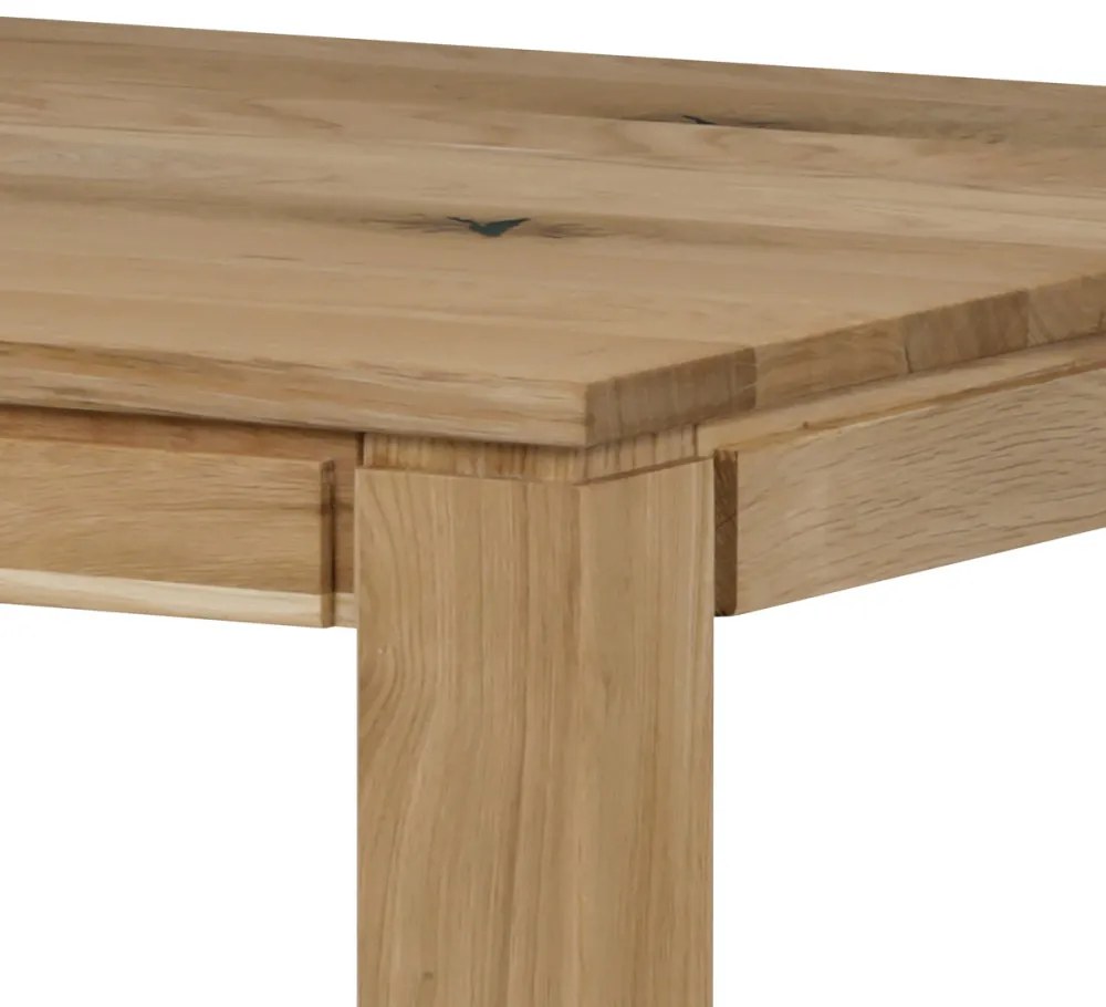 Masă din stejar masiv. Dimensiuni: 160x90x75 cm. De la Depozitul Nyíregyháza