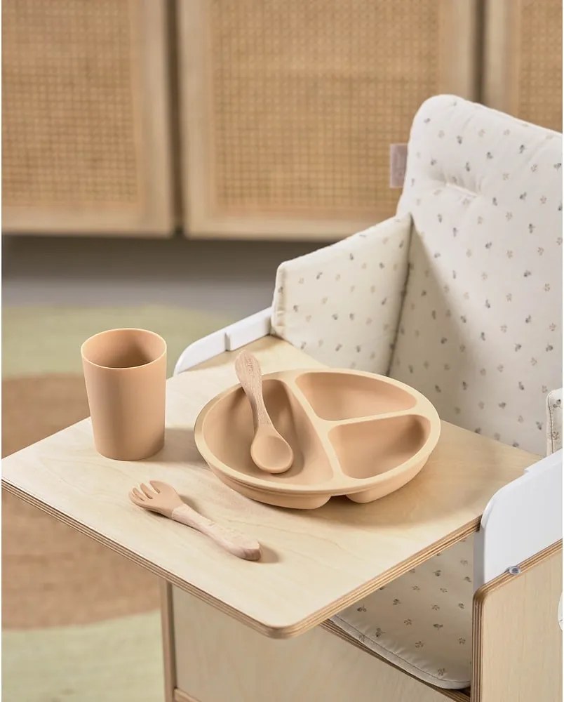 Natúr színű etetőszék tálca Nuun – Kave Home