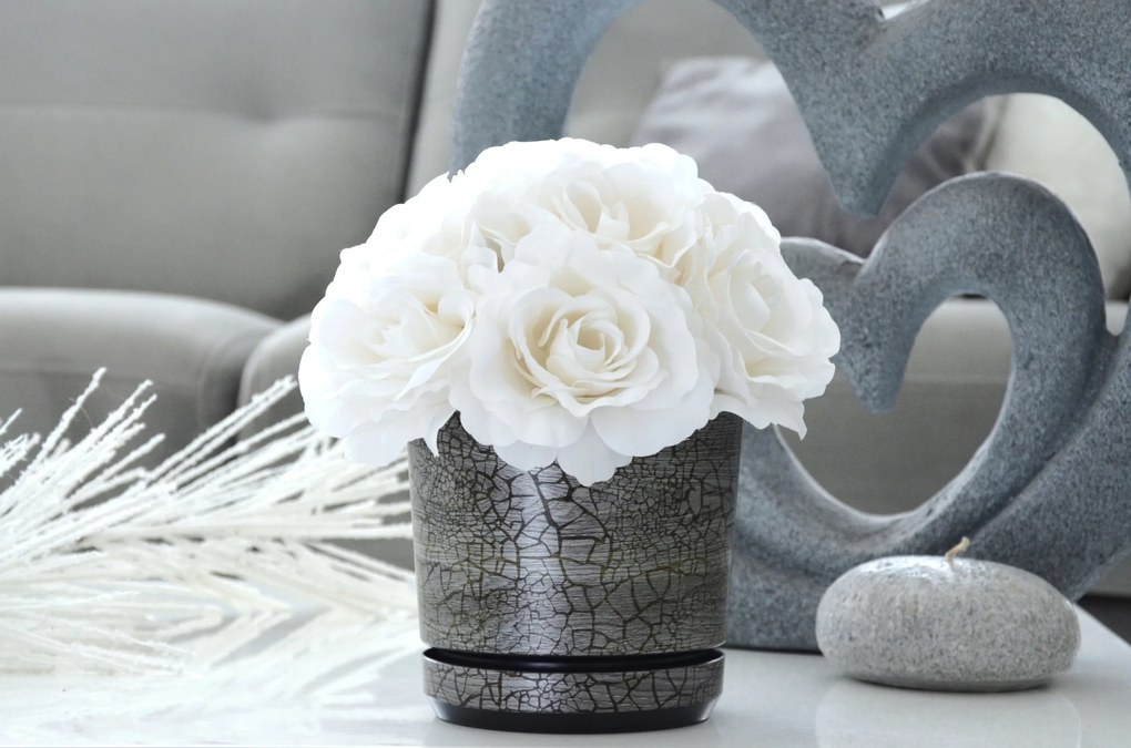 16 cm-es Safari Grafit kaspó állvánnyal, szokatlan szürke deszka textúra