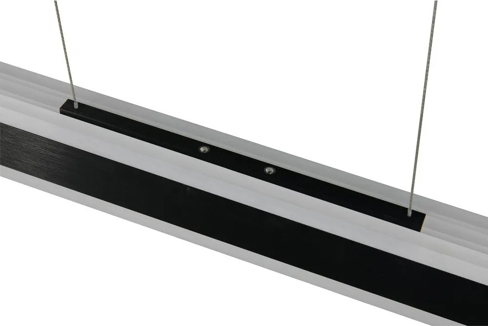 Matt fekete LED függőlámpa fém búrával Arcola – Trio