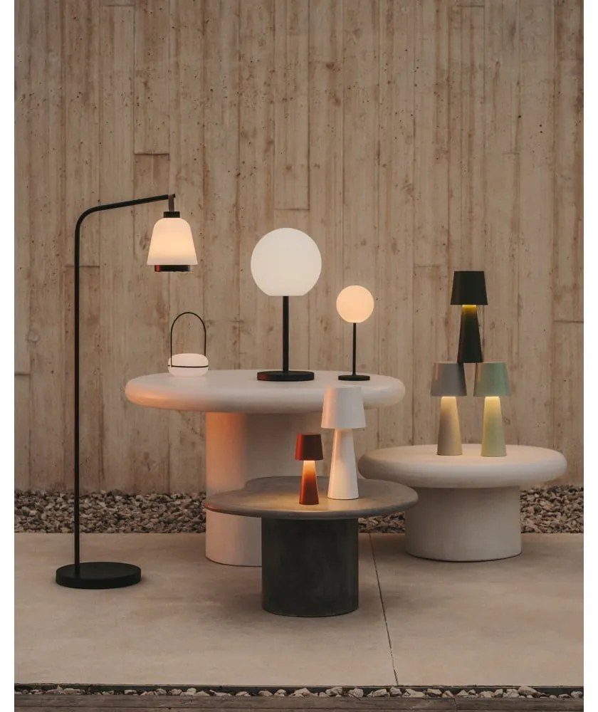 Kerti dohányzóasztal 77x83 cm Macarella – Kave Home