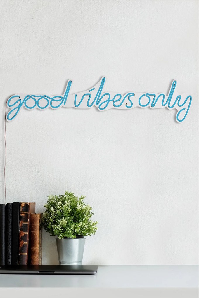 Műanyag LED-es fali dekoráció, Good Vibes Only - Blue