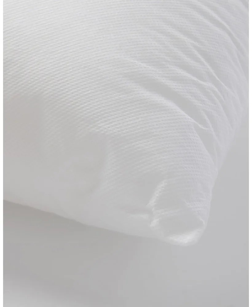 Párna 50x80 cm Fluff – Kave Home