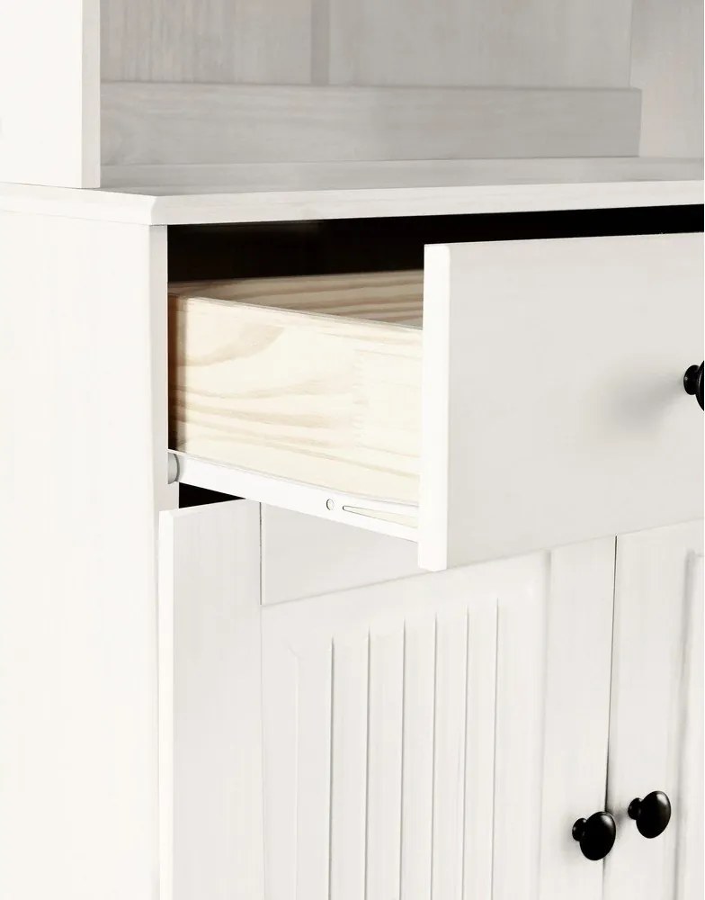 Fehér borovi fenyő tálalószekrény 181x34 cm Mille – Støraa