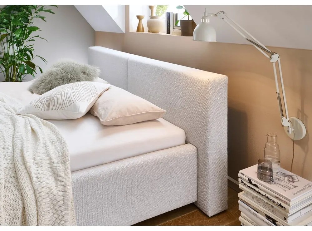 Világosszürke kárpitozott ágyneműtartós franciaágy ágyráccsal 180x200 cm Cube – Meise Möbel