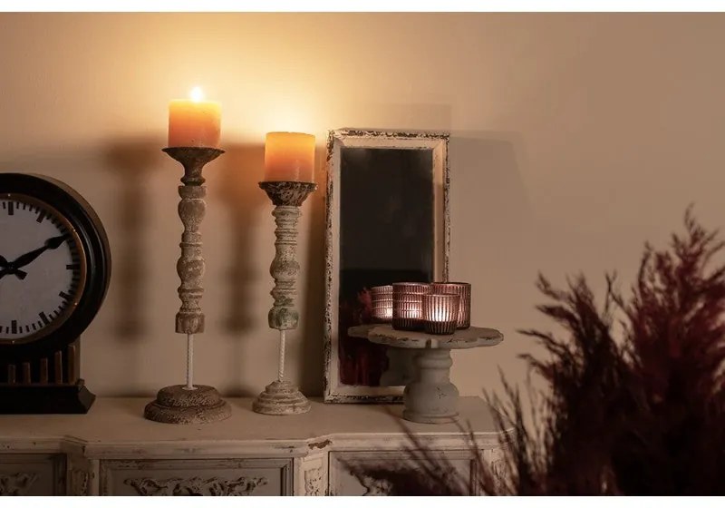 Antikolt szürke fa talpas tortaállvány