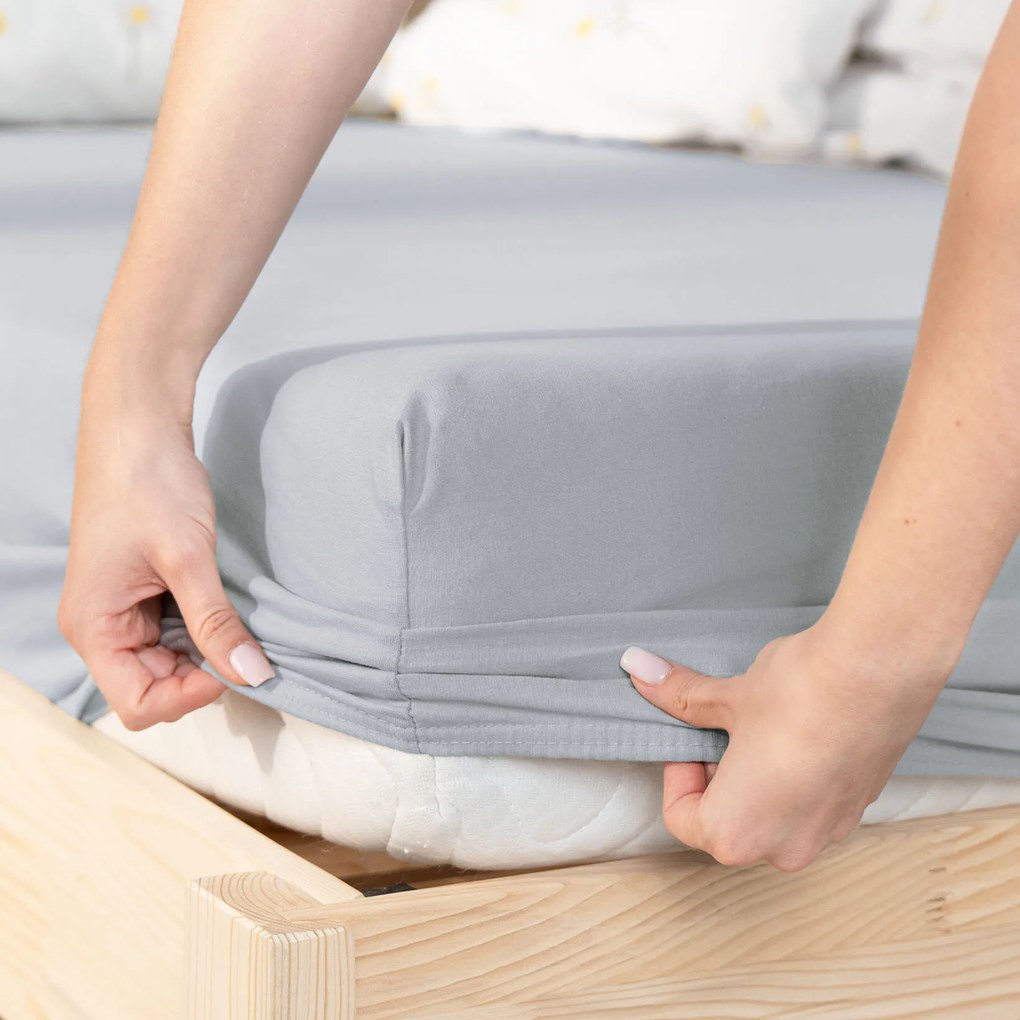 Goldea jersey gumis lepedő - szürke 180 x 200 cm