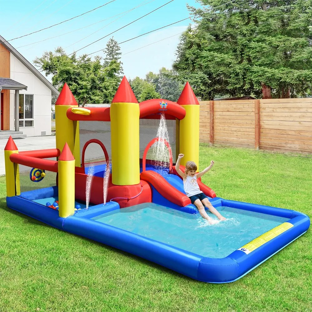 Kastély formájú felfújható vízipark