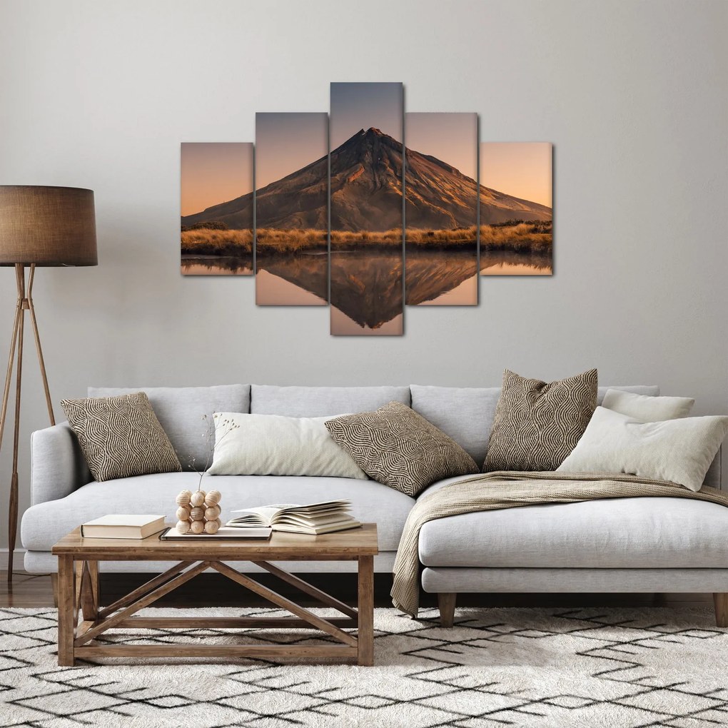 A Mount Taranaki visszaverődése, Új-Zéland (150x105 cm)