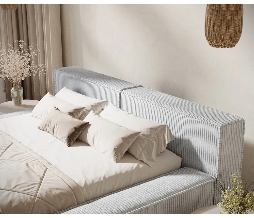 Világosszürke kárpitozott ágyneműtartós franciaágy ágyráccsal 200x200 cm Voliera – Maison de Rêve