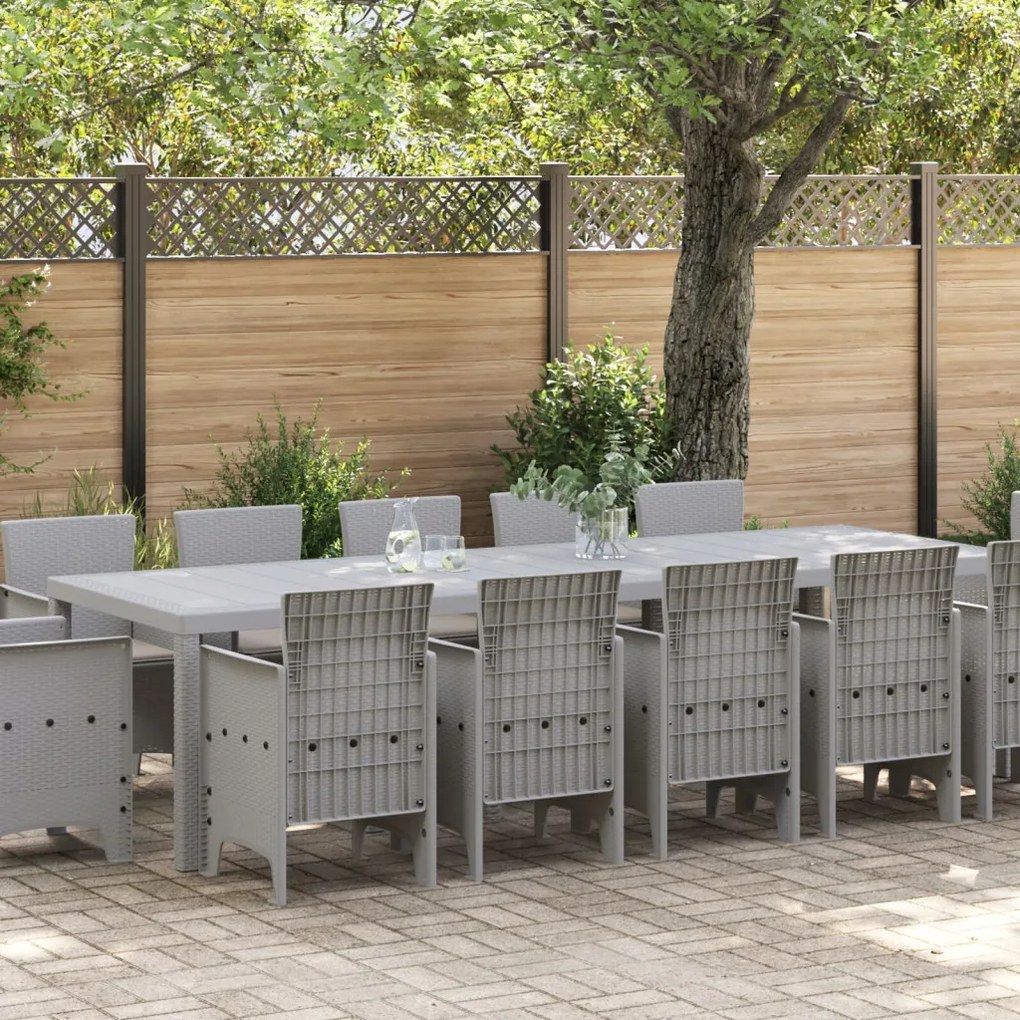 13 részes Kerti Étkező Szett Párnákkal Világosszürke Polirattan, Kerti Asztal Világosszürke 150x100x73 cm Polirattan, Kerti Székek Párnákkal 4 db Világosszürke Polirattan