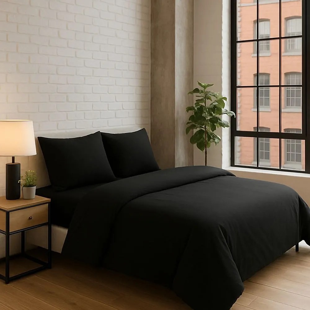 Fekete négyrészes kétszemélyes hosszabbított ágyneműhuzat lepedővel 200x220 cm Classic – Mila Home