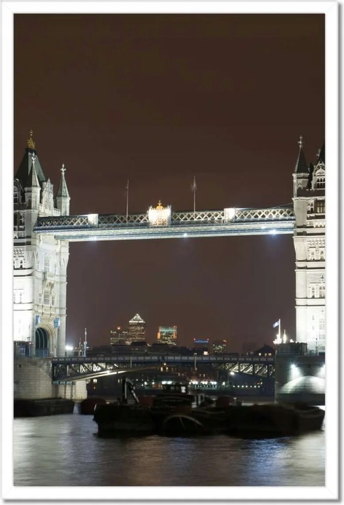 Poszterek keretben 40x60 Megvilágított Tower Bridge éjszaka