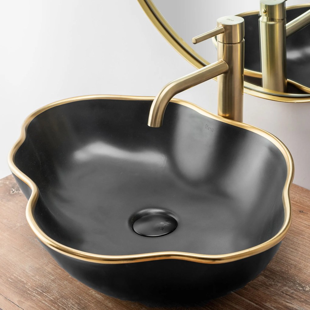 Fürdőszobai csaptelep Rea Lungo Brush Gold high