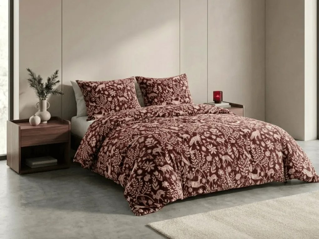 Mikroplüss ágyneműhuzat FOREST ANIMALS bordó Ágyneműhuzat mérete: 70 x 90 cm | 140 x 220 cm