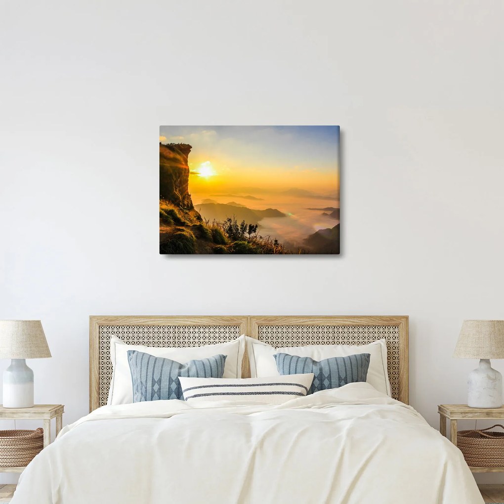 Egy völgy képe a reggeli ködben (70x50 cm)