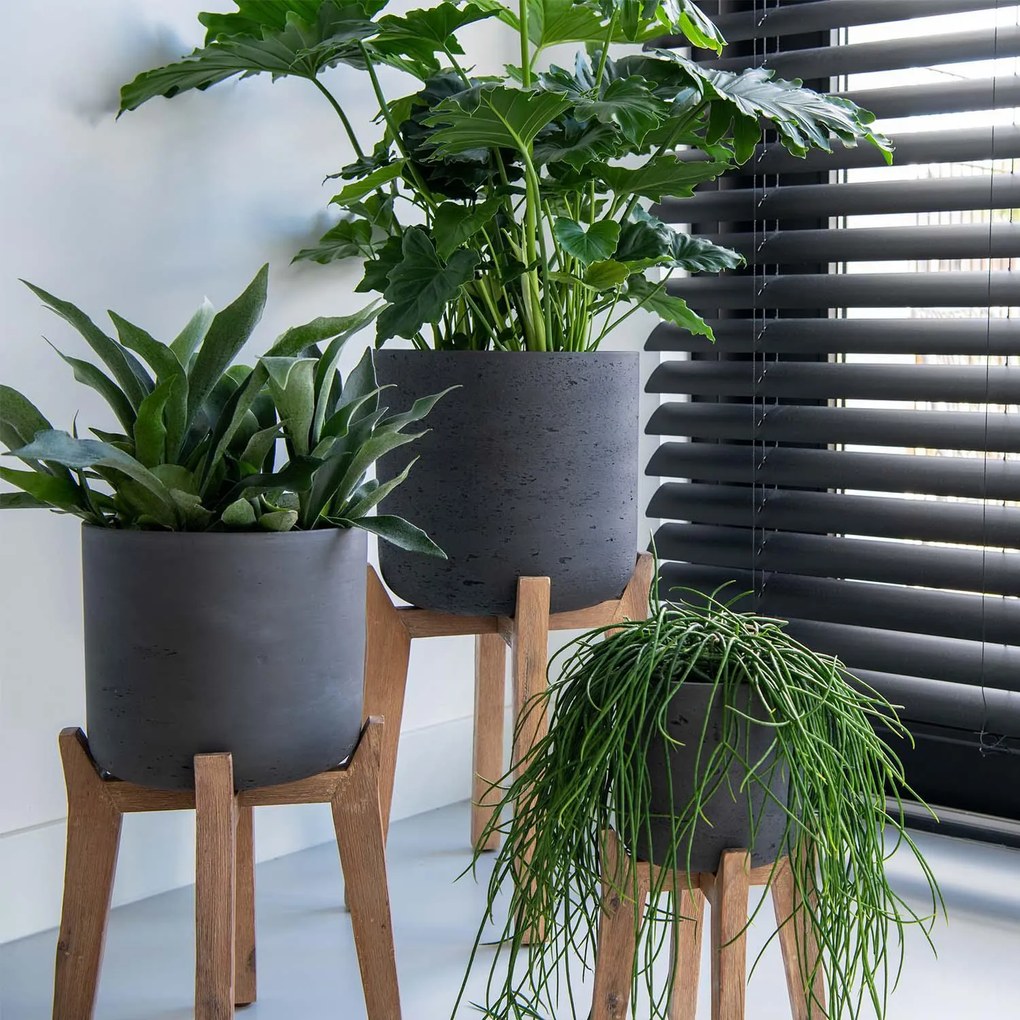 Charlie ültetőgép alacsony lábakkal, antik fekete, többféle méretben - Pottery Pots méret: XXL - 41,3 cm, ⌀ 41,6 cm / h 62,5 cm, ⌀ 47 cm