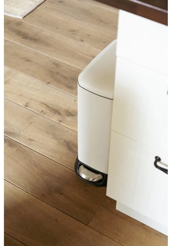Krémszínű acél pedálos szemetes 12 l Design – Wenko