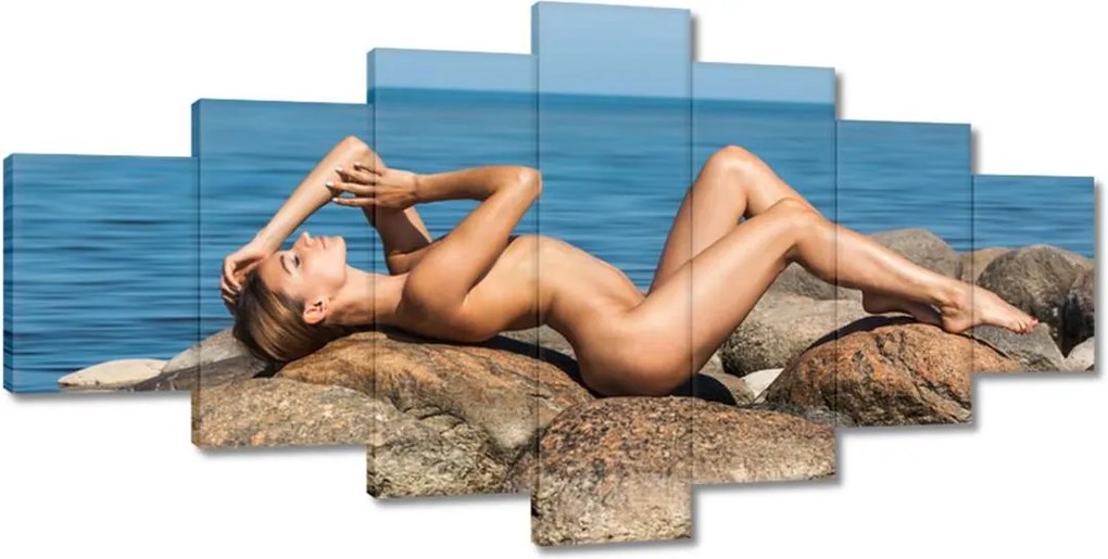 Képek 210x100 Meztelen napozás