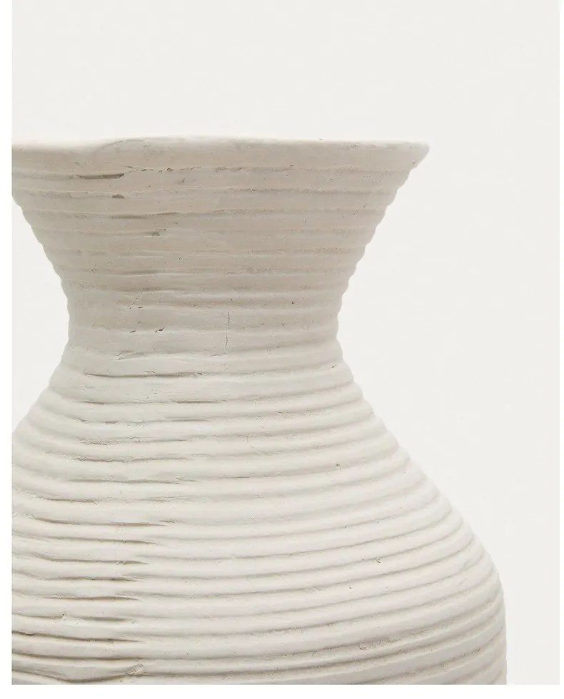Krémszínű kézzel készített magas váza (magasság 72 cm) Pria – Kave Home