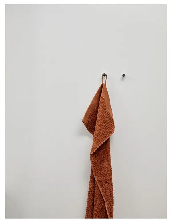 Narancssárgás barna pamut fürdőlepedő 70x140 cm Terracotta – Zone