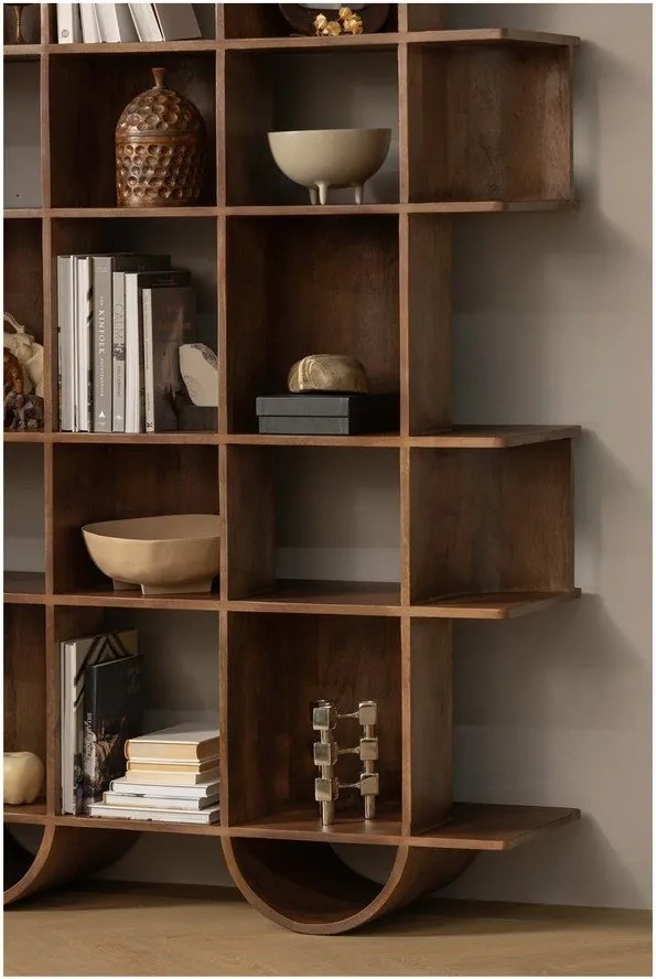 Sötétbarna mangófa könyvespolc 130x180x35 cm Sinne – WOOOD