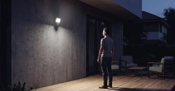 LED-reflektor mozgásérzékelővel TAMBO EVO LED/30W/230V 4000K IP44 fekete