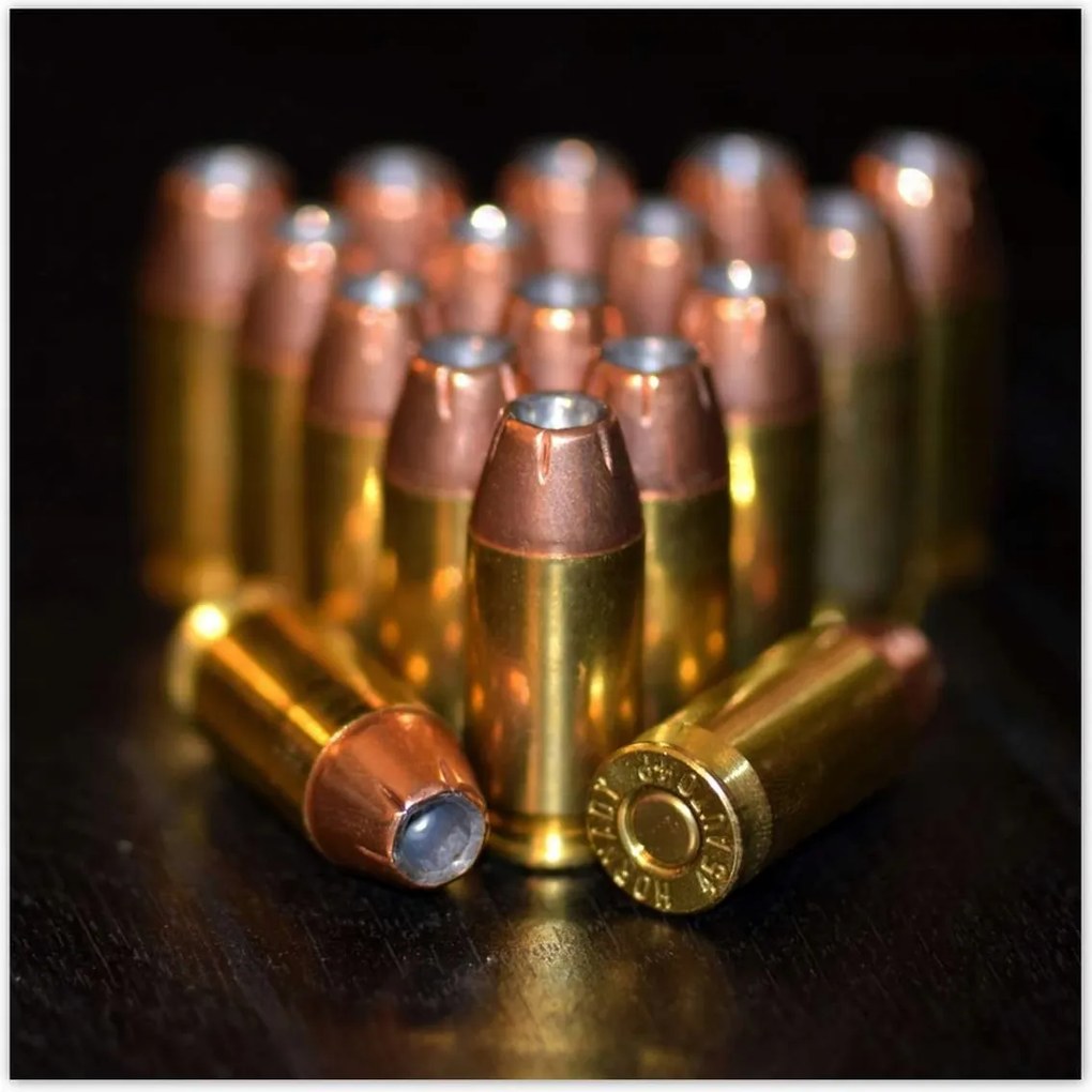 Poszterek 100x100 Töltények Lőszer