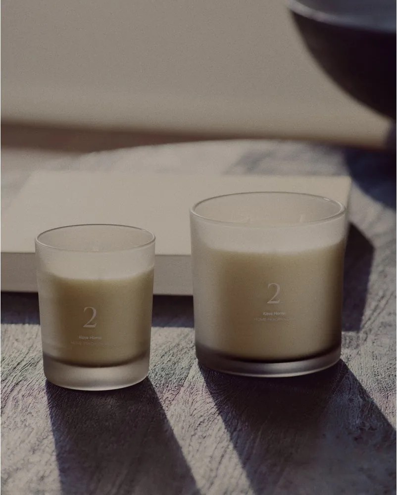 Illatos gyertya, égési idő 50 ó Sweet Vanilla – Kave Home