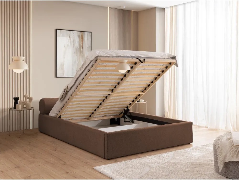 Barna kárpitozott ágyneműtartós franciaágy ágyráccsal 200x200 cm Cille – Ropez