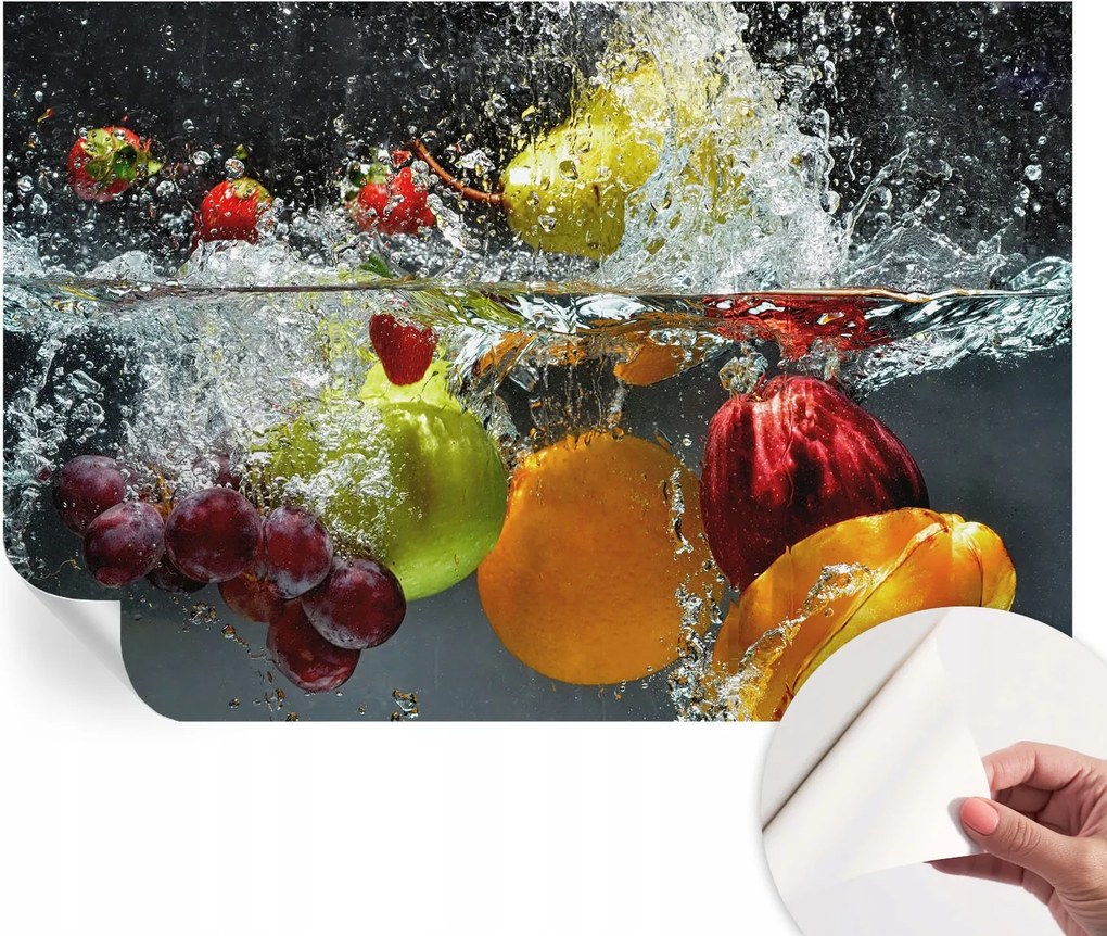 Öntapadós Fali Fotótapéta Hálószobába Gyümölcsök a vízben 104x70 cm