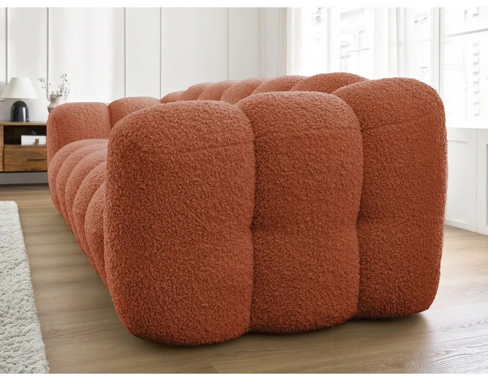 Téglavörös buklé kanapé 232 cm Hippolyte – Bobochic Paris