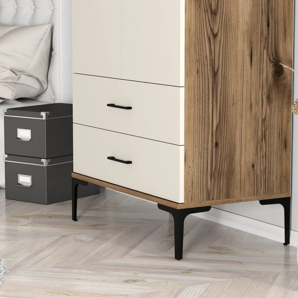 Kumsal T - Walnut, Cream