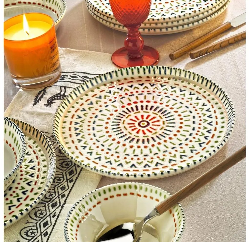 12 darabos, élénk színű porcelán étkészlet