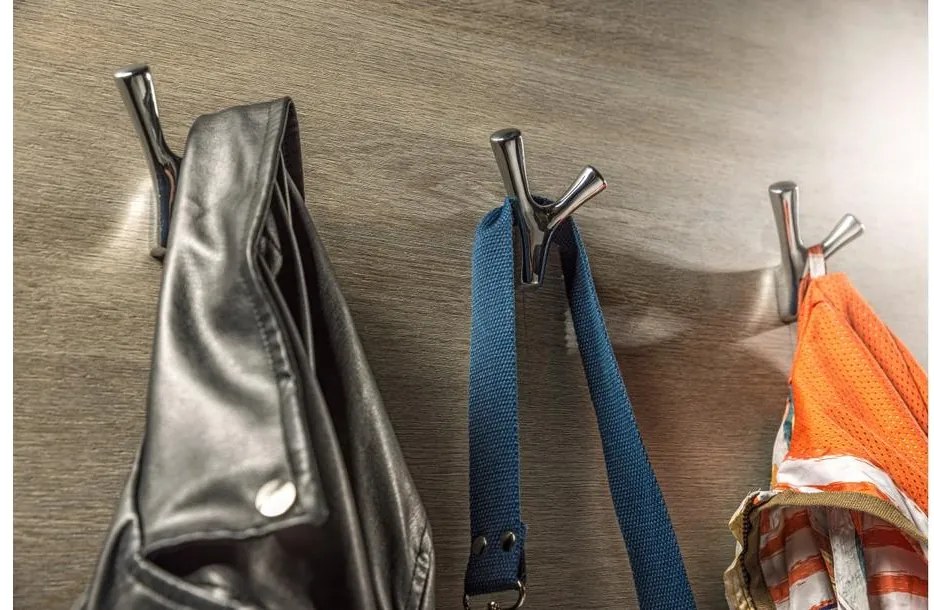 Fogas fém, Torna, fényes króm