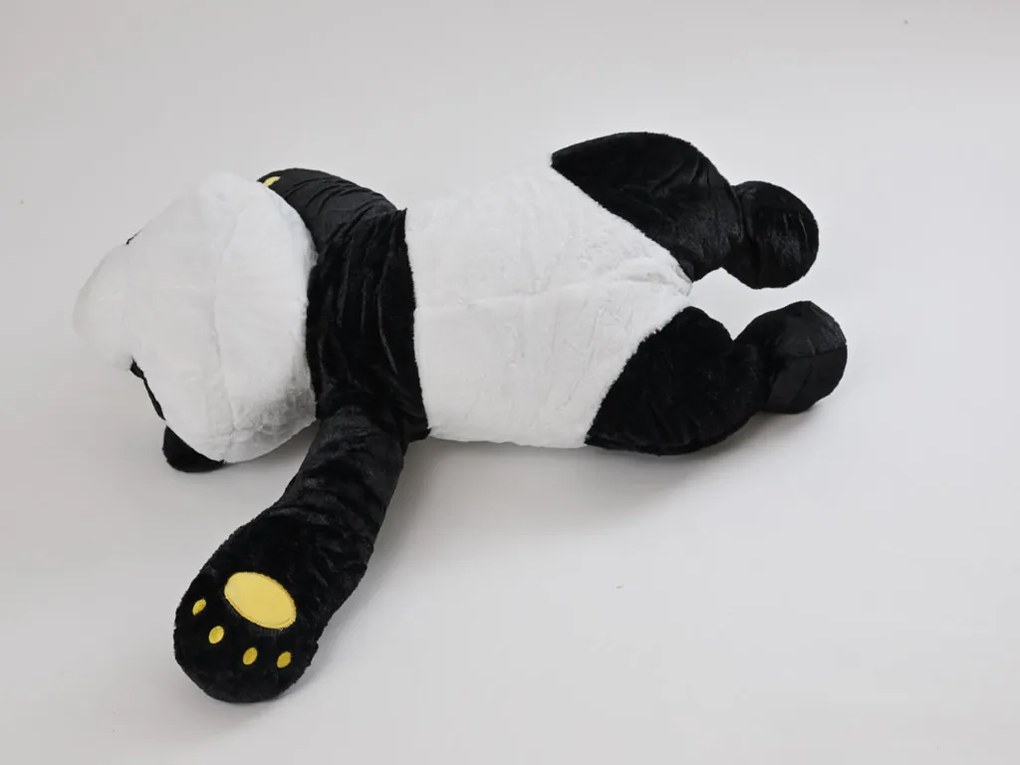 Plüss fekete-fehér PANDA rózsaszín babatakaróval belül